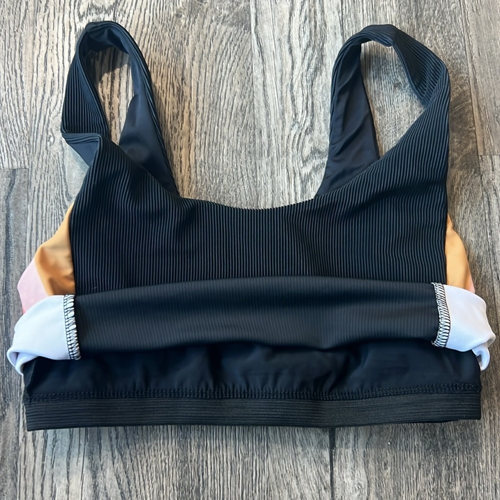 Beach Riot Bra Black Tessa Sport Top Sports Bra Size Medium Workout Stripes - Picture 7 of 11